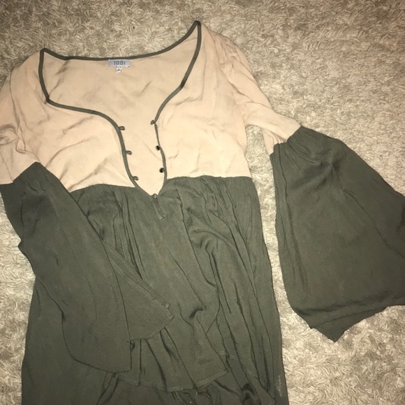 Tobi Romper - Picture 2 of 3